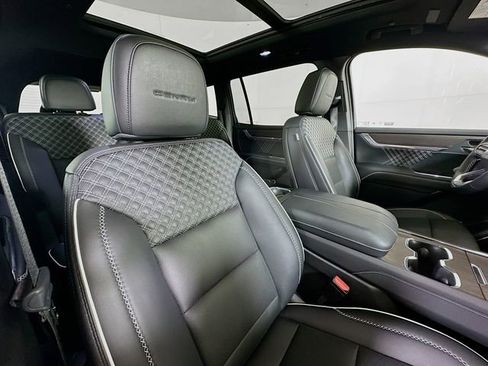 Certified 2024 GMC Acadia Denali w/ Super Cruise Package image 32