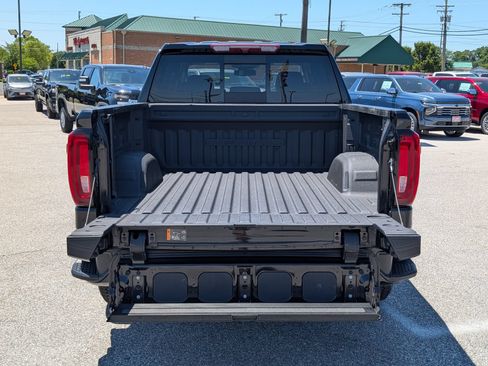 Used 2023 GMC Sierra 1500 Denali AWD/4WD image 14