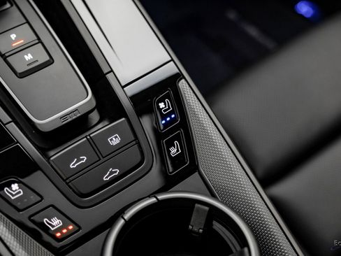 Used 2025 Porsche 911 Carrera image 67