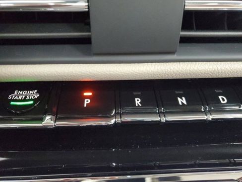 Used 2025 Lincoln Corsair Grand Touring image 26