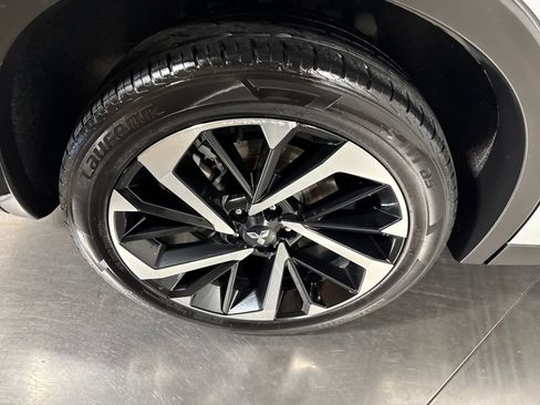 Used 2023 Mitsubishi Outlander SE AWD/4WD image 8