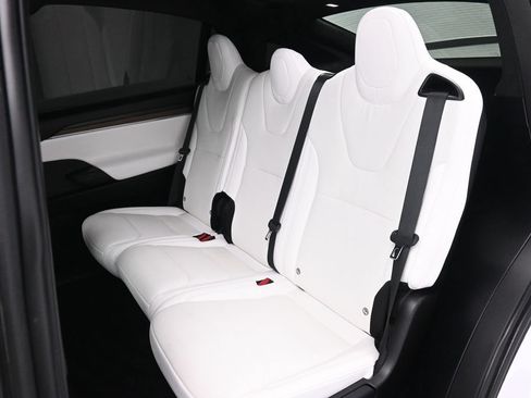 Used 2022 Tesla Model X AWD/4WD image 15