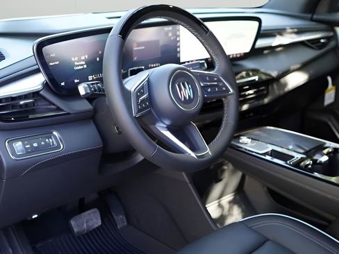 New 2026 Buick Enclave Avenir w/ Super Cruise Package image 8