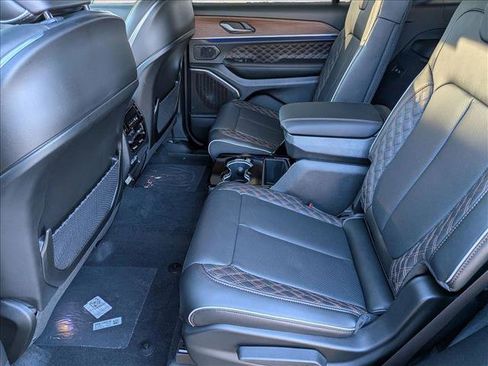 New 2025 Jeep Grand Cherokee L Summit image 14