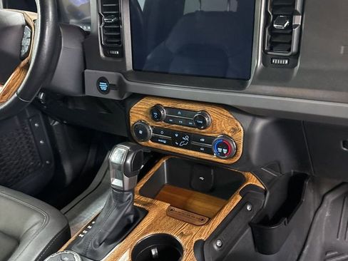 Used 2024 Ford Bronco Black Diamond AWD/4WD image 21