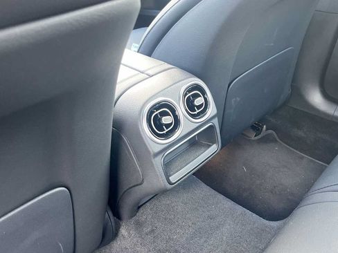 Certified 2025 Mercedes-Benz C 300 4MATIC Sedan image 37