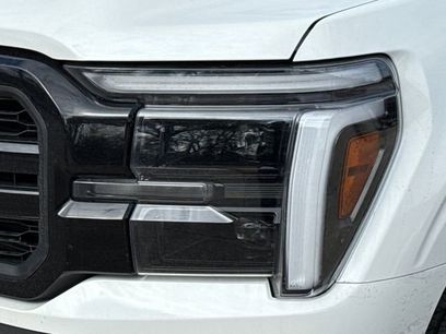 New 2025 Ford F150 Lariat w/ Equipment Group 501A Mid