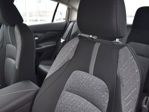 Used 2026 Nissan Sentra SV w/ SV Convenience Package FWD image 23