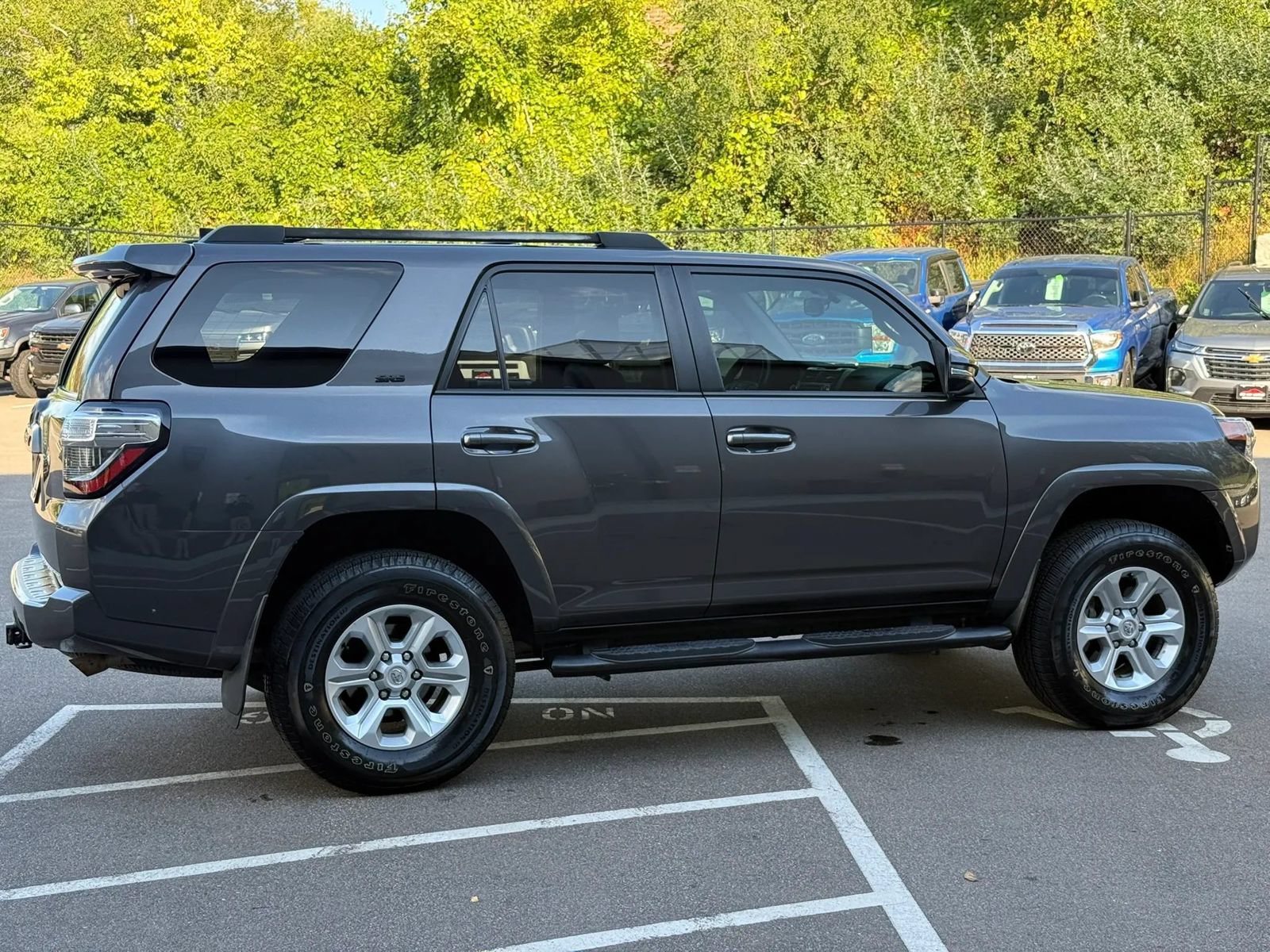 Used 2017 Toyota 4Runner SR5 Premium AWD/4WD image 6