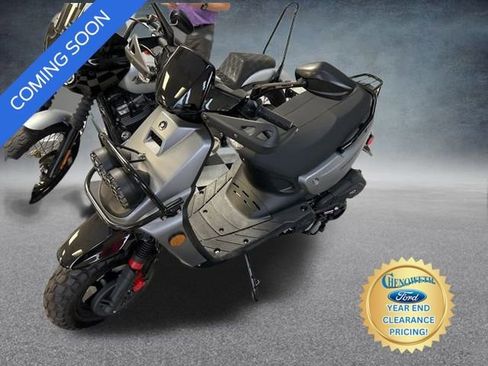 Used 2022 Nissan Rogue image 1