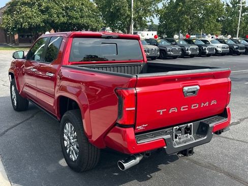 Used 2024 Toyota Tacoma Limited w/ Limited Package (LT) AWD/4WD image 6