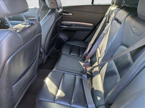 Used 2024 Cadillac XT4 Premium Luxury image 17