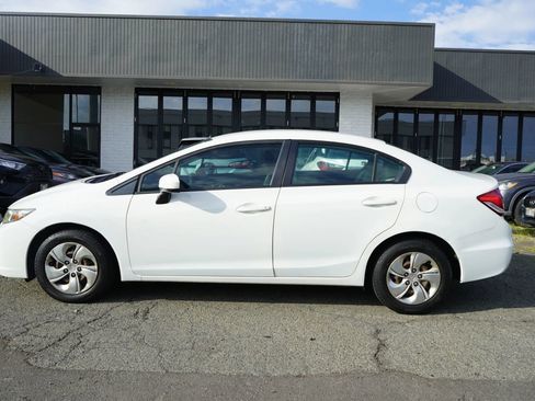 Used 2015 Honda Civic LX image 2