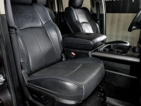 Used 2018 RAM 2500 Laramie w/ Sport Appearance Group image 30