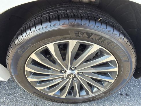 Used 2023 Hyundai Palisade Calligraphy image 20