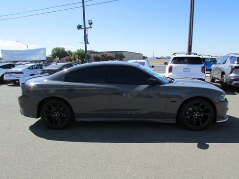 Used 2023 Dodge Charger R/T w/ Plus Group RWD image 5