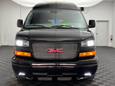 Used 2025 GMC Savana 2500 w/ Driver Convenience Package RWD image 5