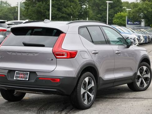 Certified 2026 Volvo XC40 B5 Plus AWD/4WD image 24