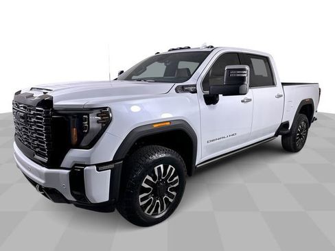 New 2026 GMC Sierra 2500 Denali Ultimate AWD/4WD image 4