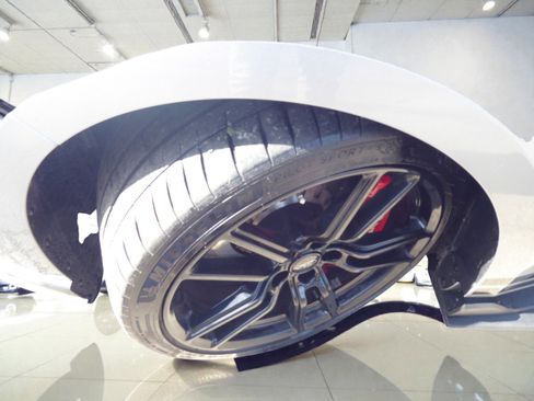 Used 2021 Ford Mustang Shelby GT500 w/ Technology Package image 3