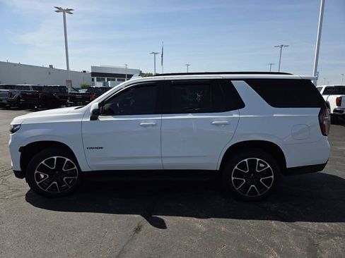 Used 2021 Chevrolet Tahoe RST w/ Luxury Package AWD/4WD image 22