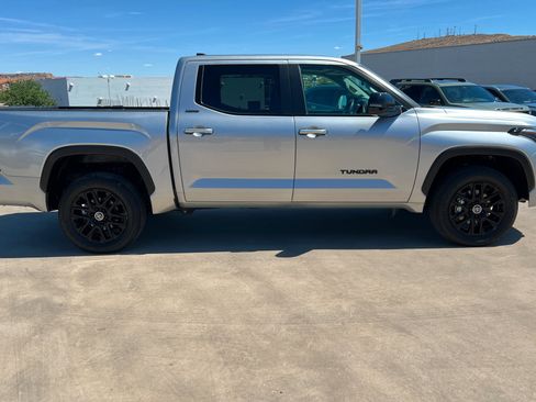 Used 2024 Toyota Tundra Limited image 7
