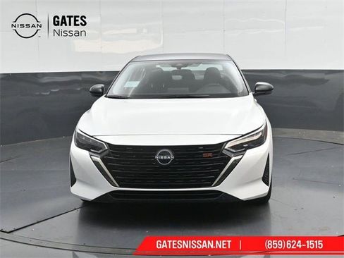 New 2025 Nissan Sentra SR image 5