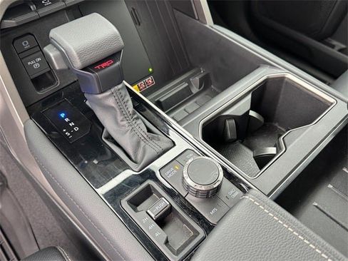 Used 2026 Toyota Tundra Limited w/ TRD Off-Road Package image 21