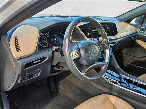 Used 2022 Hyundai Sonata Limited FWD image 9