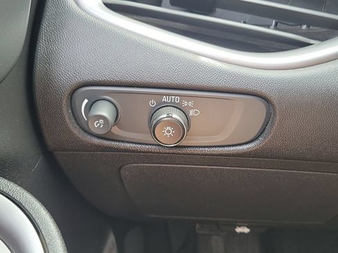 Used 2019 Chevrolet Malibu LS FWD image 17