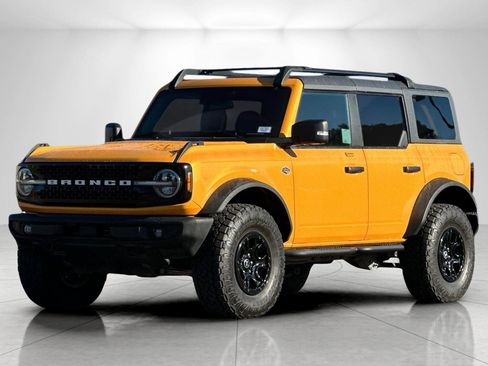 Used 2022 Ford Bronco Wildtrak image 7