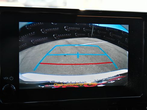 Used 2025 Toyota Corolla LE FWD image 17