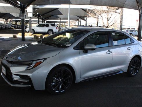 New 2026 Toyota Corolla SE image 9