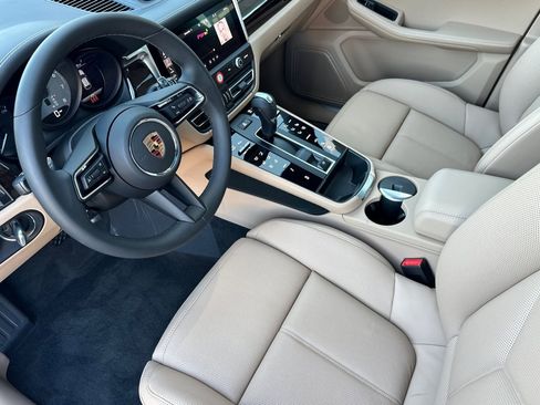 New 2026 Porsche Macan S AWD/4WD image 4