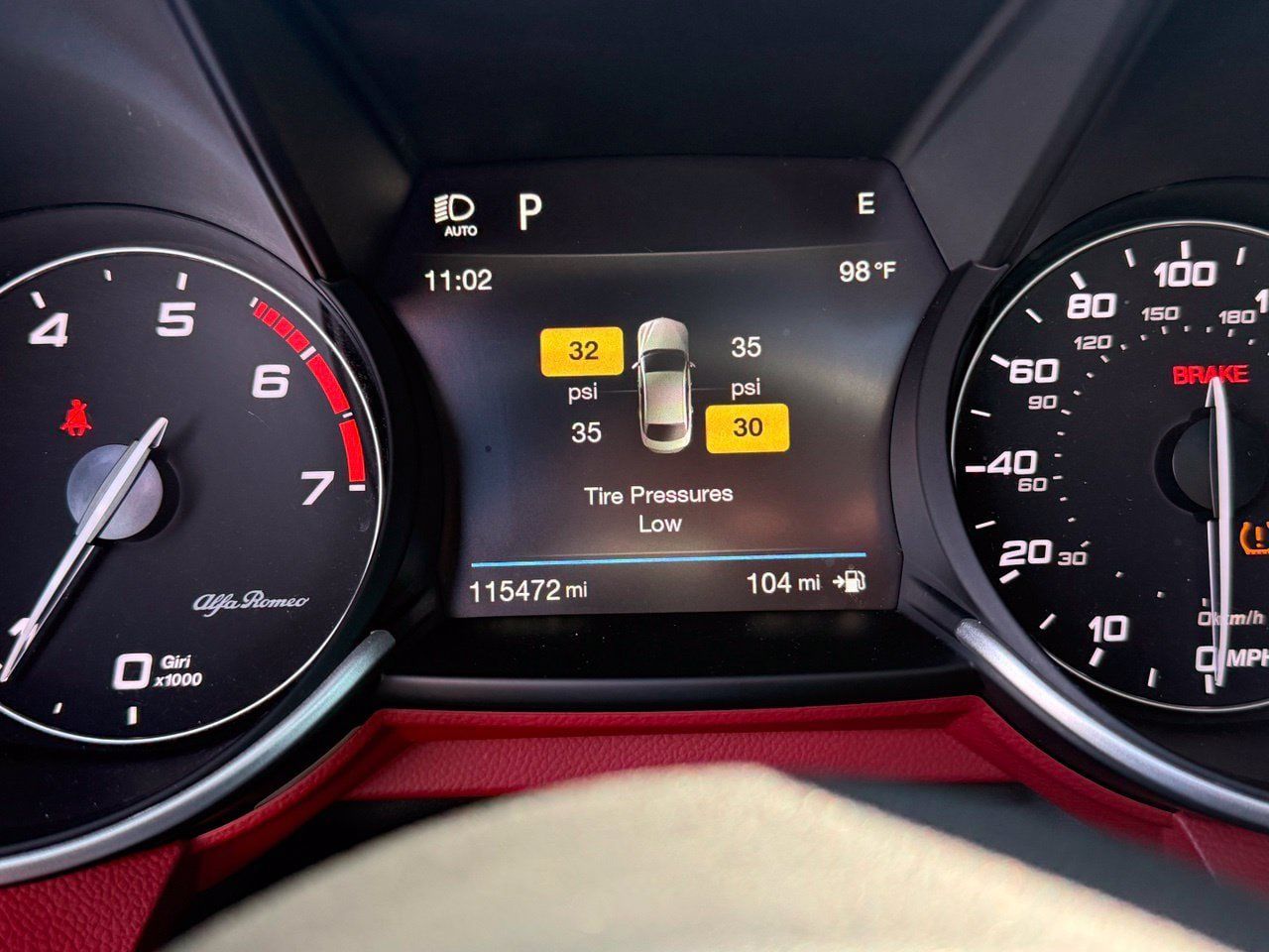 Used 2019 Alfa Romeo Giulia Ti Sport w/ Quick Order Package 22U Sport RWD image 14