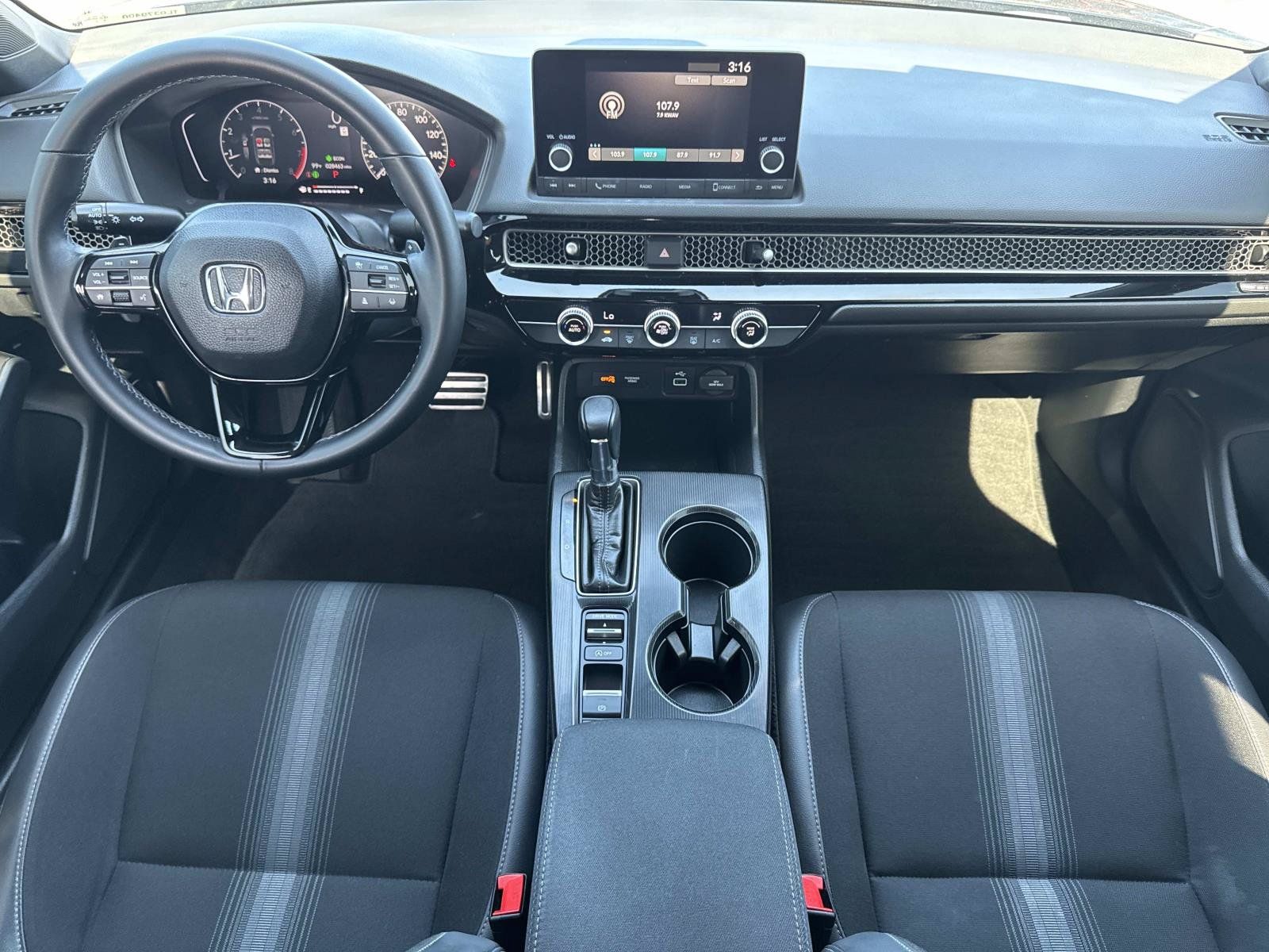 Certified 2024 Honda Civic Sport image 9