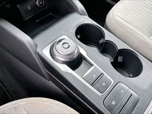 Used 2020 Ford Escape S image 25