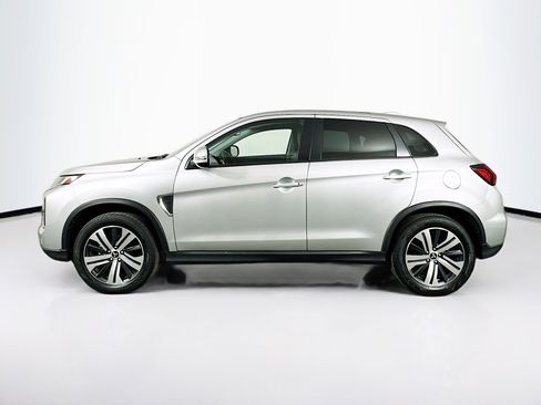 Used 2024 Mitsubishi Outlander Sport SE AWD/4WD image 4