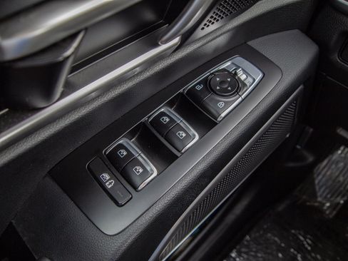 Used 2025 Kia Telluride S AWD/4WD image 12