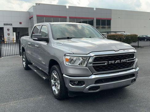 Used 2022 RAM 1500 Big Horn AWD/4WD image 3