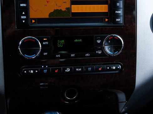 Used 2010 Ford Expedition EL 4WD image 31