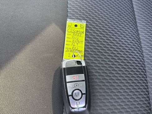 Certified 2022 Ford Explorer XLT image 63