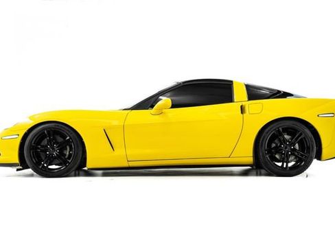 Used 2013 Chevrolet Corvette Coupe w/ 3LT Preferred Equipment Group image 9