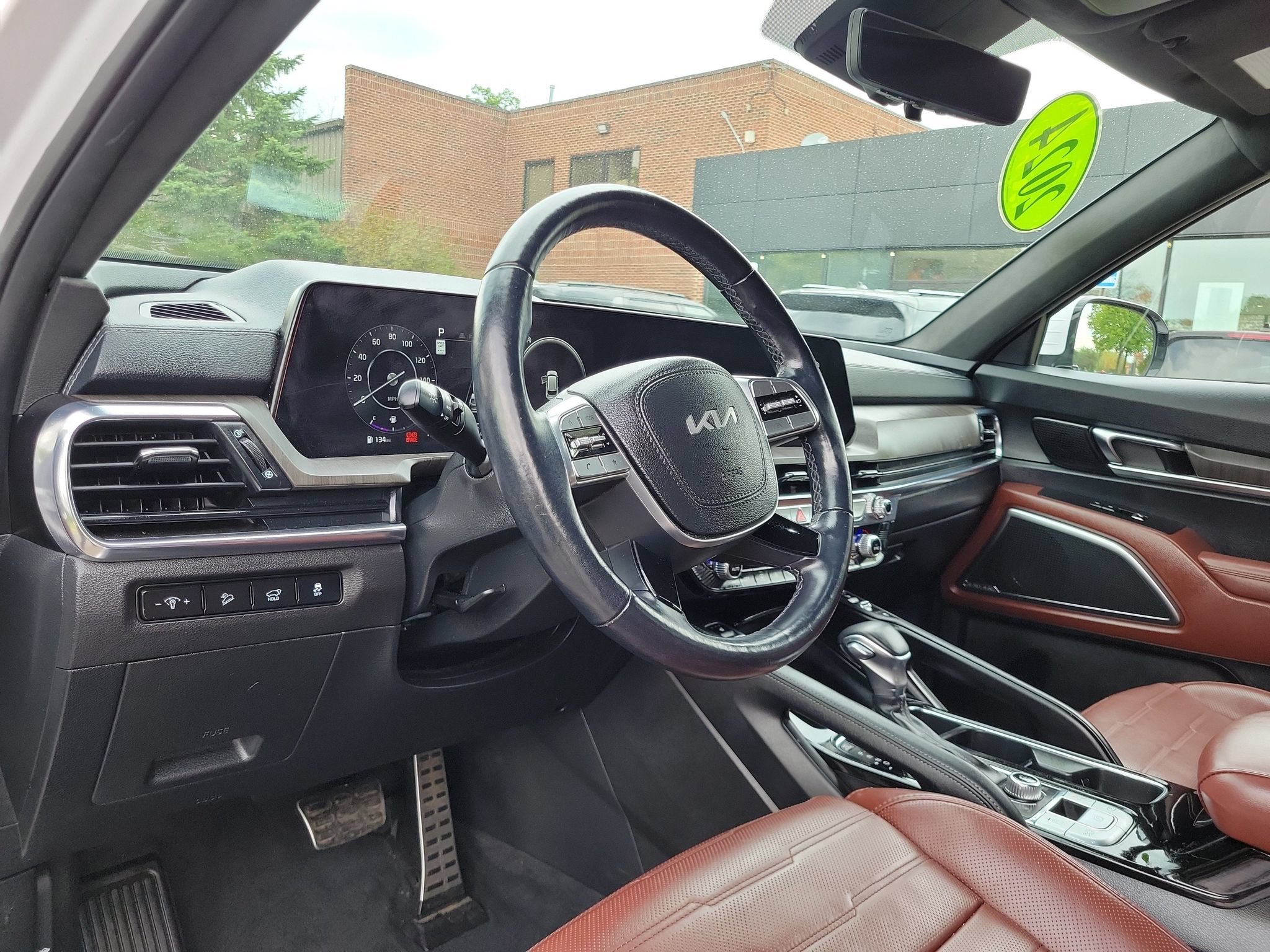 Certified 2024 Kia Telluride SX Prestige AWD/4WD image 6