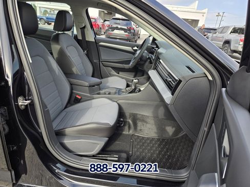 New 2026 Volkswagen Jetta SE image 8