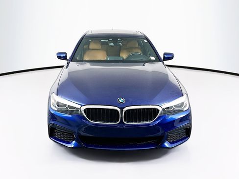 Used 2019 BMW 530i w/ M Sport Package RWD image 2