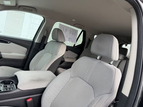 Used 2023 Honda Pilot LX image 17