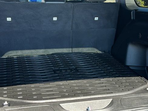 Used 2021 Jeep Grand Cherokee Laredo X image 27