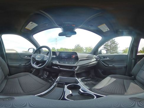 Used 2025 Chevrolet Equinox LT FWD image 43
