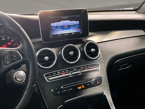 Used 2019 Mercedes-Benz GLC 300 4MATIC image 9